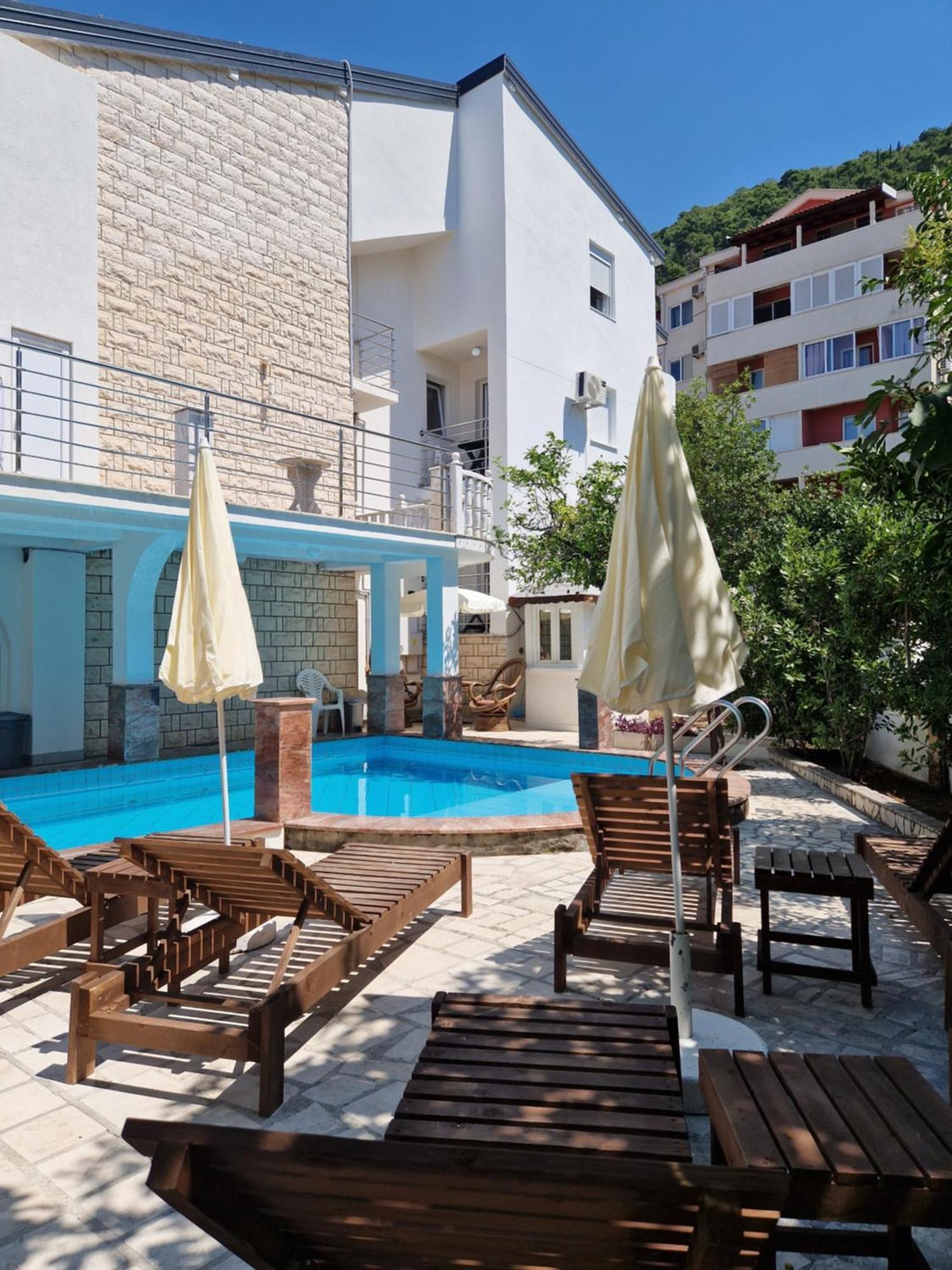 Villa Golf Budva Eksteriør billede
