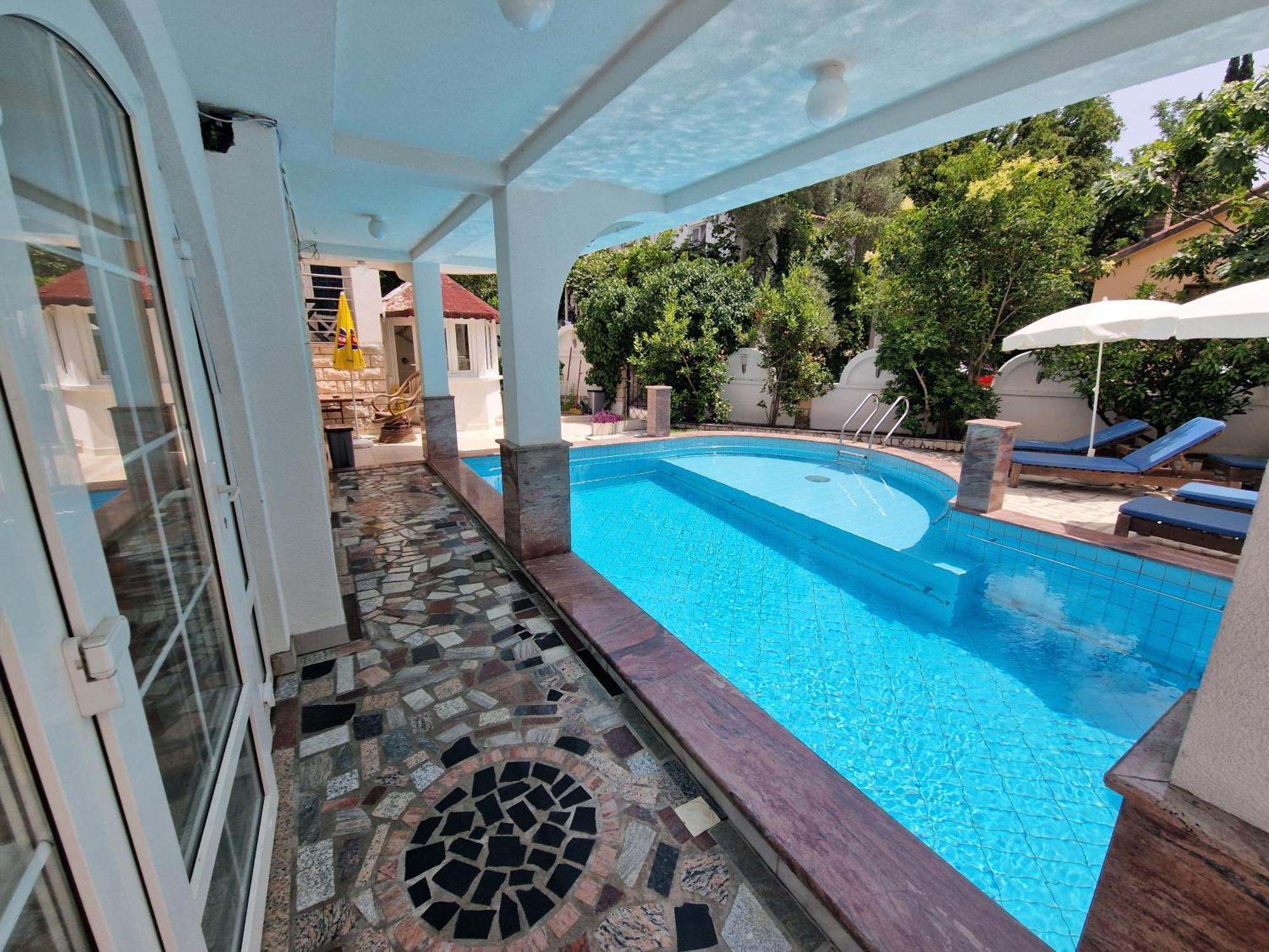 Villa Golf Budva Eksteriør billede